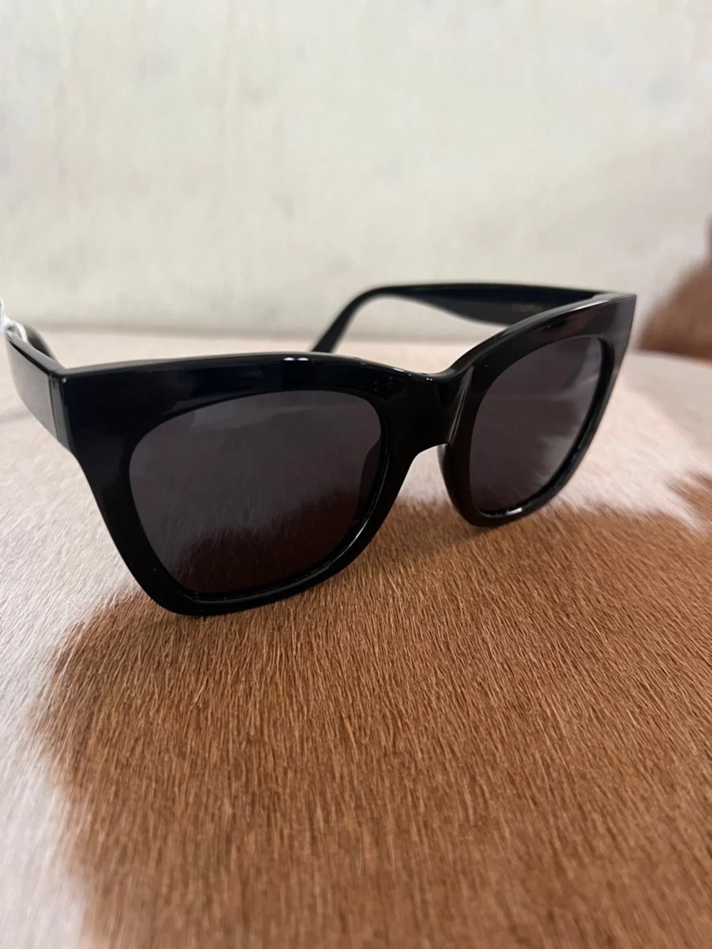 Z Supply EVERYDAY Black Oversized Cat-Eye Sunglasses